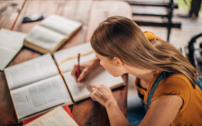 Cómo estudiar una oposición: métodos que sí funcionan